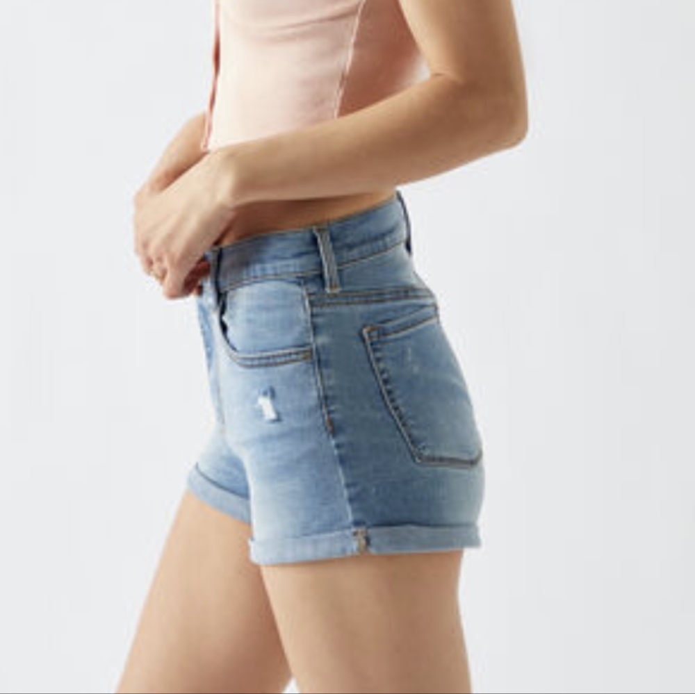 PacSun Y2K High Rise Super Stretch Shortie Denim Shorts Light Blue Distressed